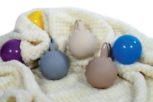 Silcone Pacifier and Dummy holder in various colours
