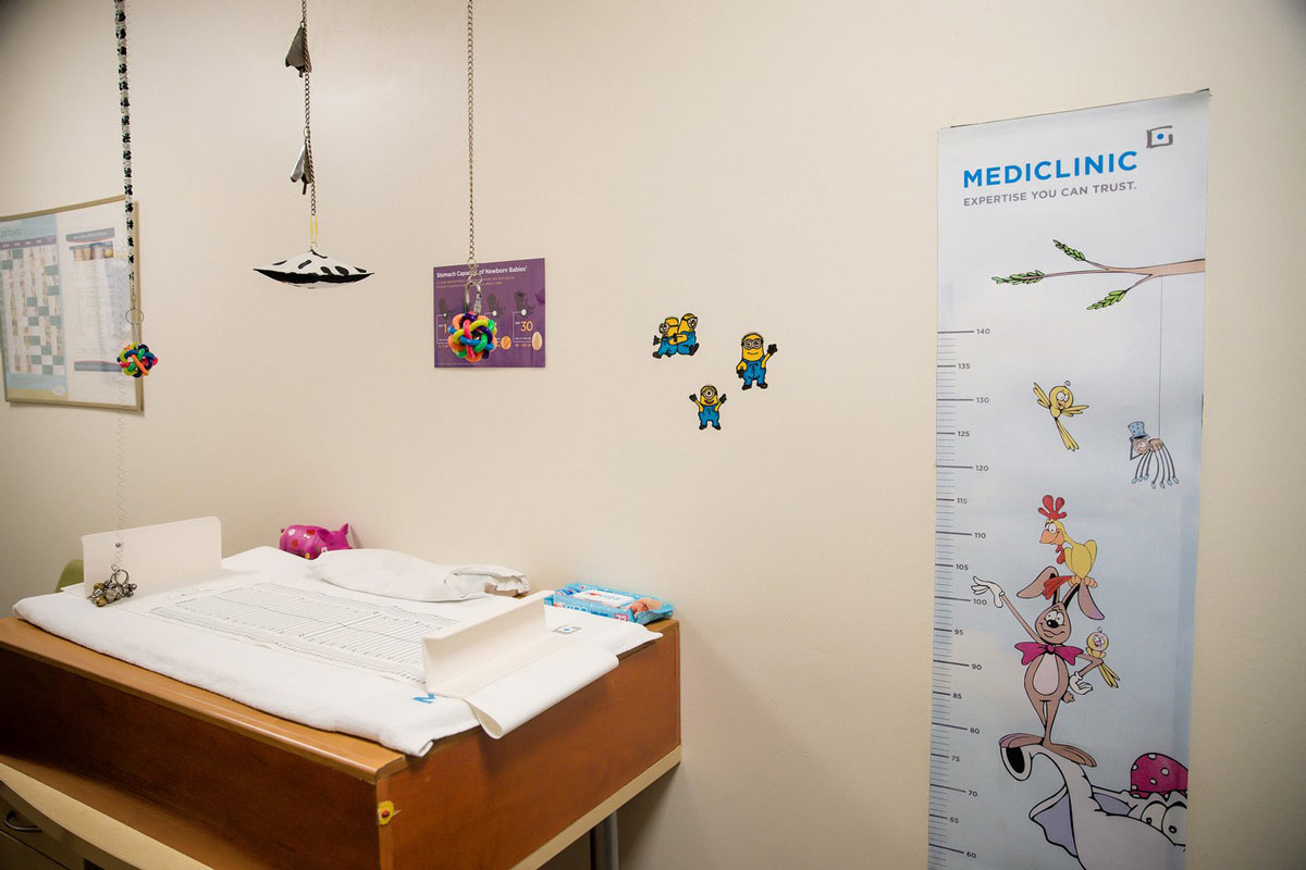 Soli-Soli-Deo-Gloria-Bella-Mediclinic-Kloof-Appointment-room-for-baby